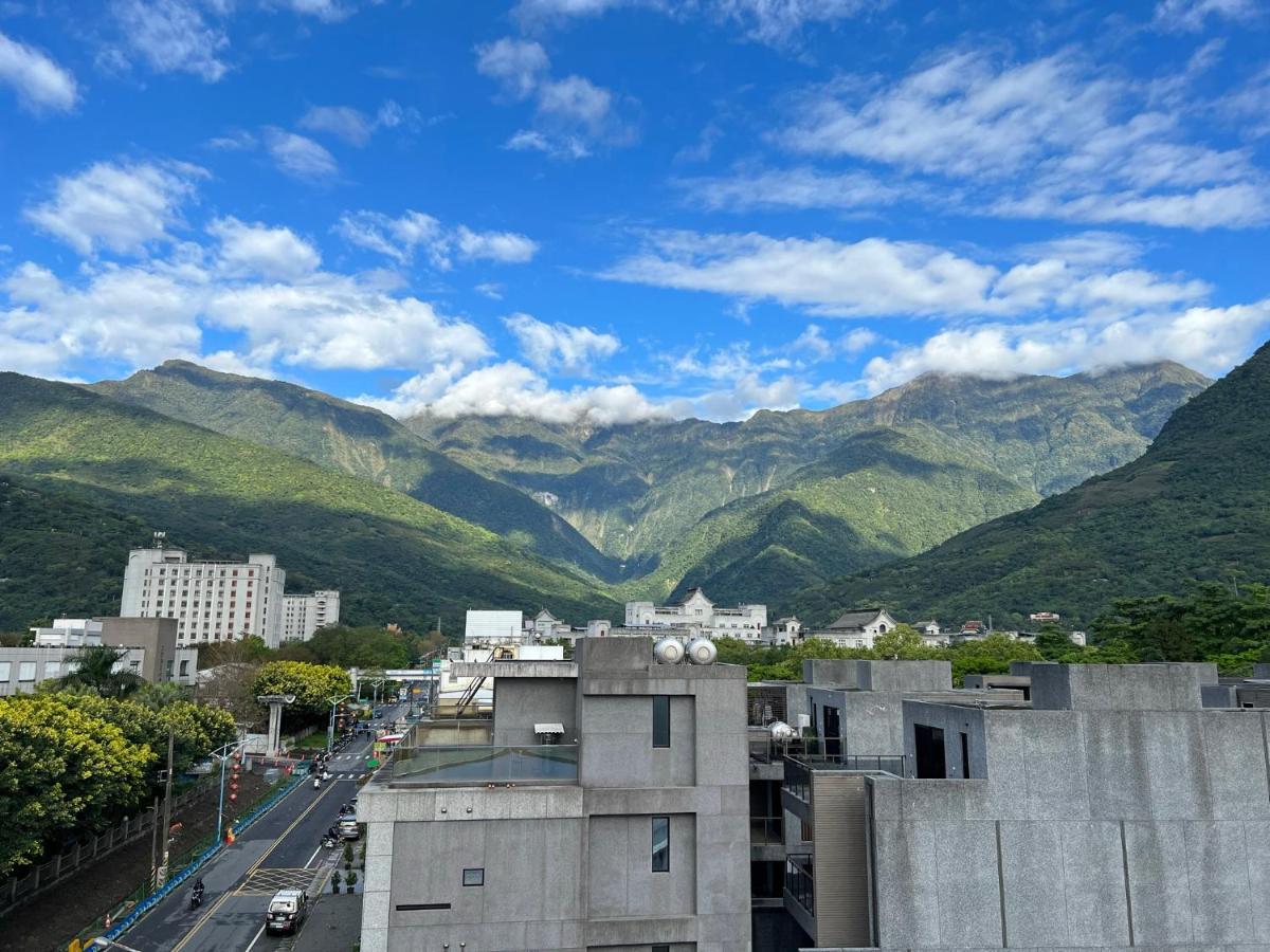 Iliving B&B Hualien City Exterior photo